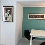 110 -guesthouse- Bed and Breakfast
