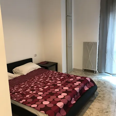 110 -guesthouse- 3* Bari
