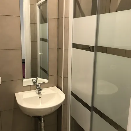 110 -guesthouse- Bed and breakfast