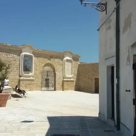 Bed and breakfast 110 -guesthouse- 3*