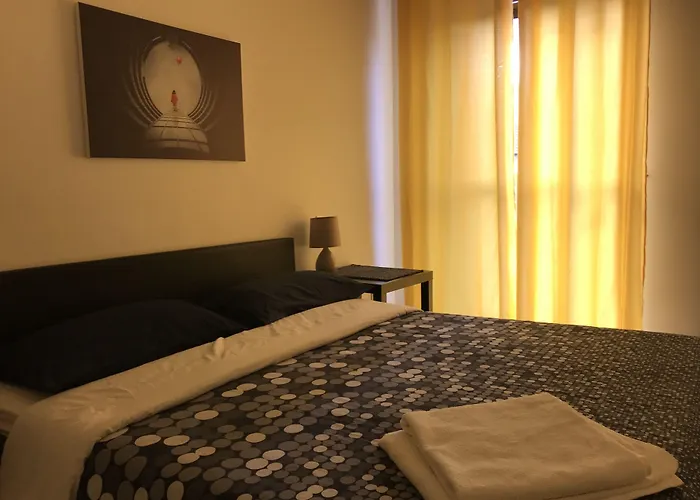 110 -guesthouse- 3* Bari